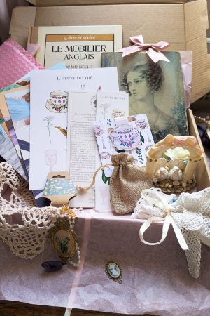 Coffret unique papeterie et trésors vintage gants crochet